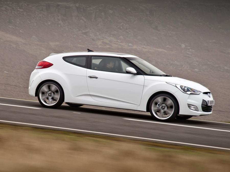  Hyundai Veloster 2012 года  (UK) (фото 6 из 59)